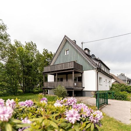 Ferienwohnung Haus An Der Lenne เลนเนชตัดท์ ภายนอก รูปภาพ